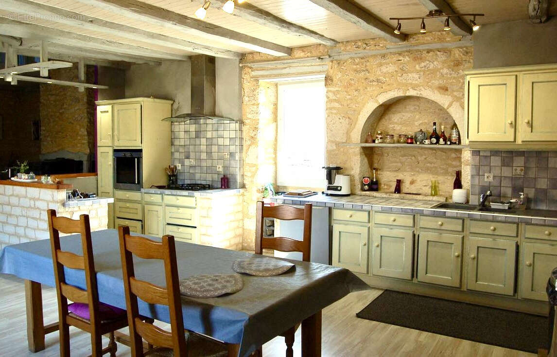 Maison en pierre rénovée accès de plain pied -  piscine   Calès 46350 - photo 8