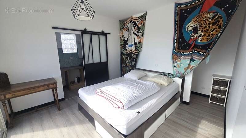 Maison à VILLEMOUSTAUSSOU