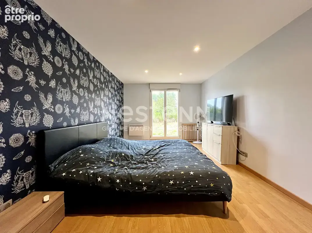 VAUBÉCOURT : Maison de 194m², 7 pièces , 6 chambres, garage et terrain - photo 13
