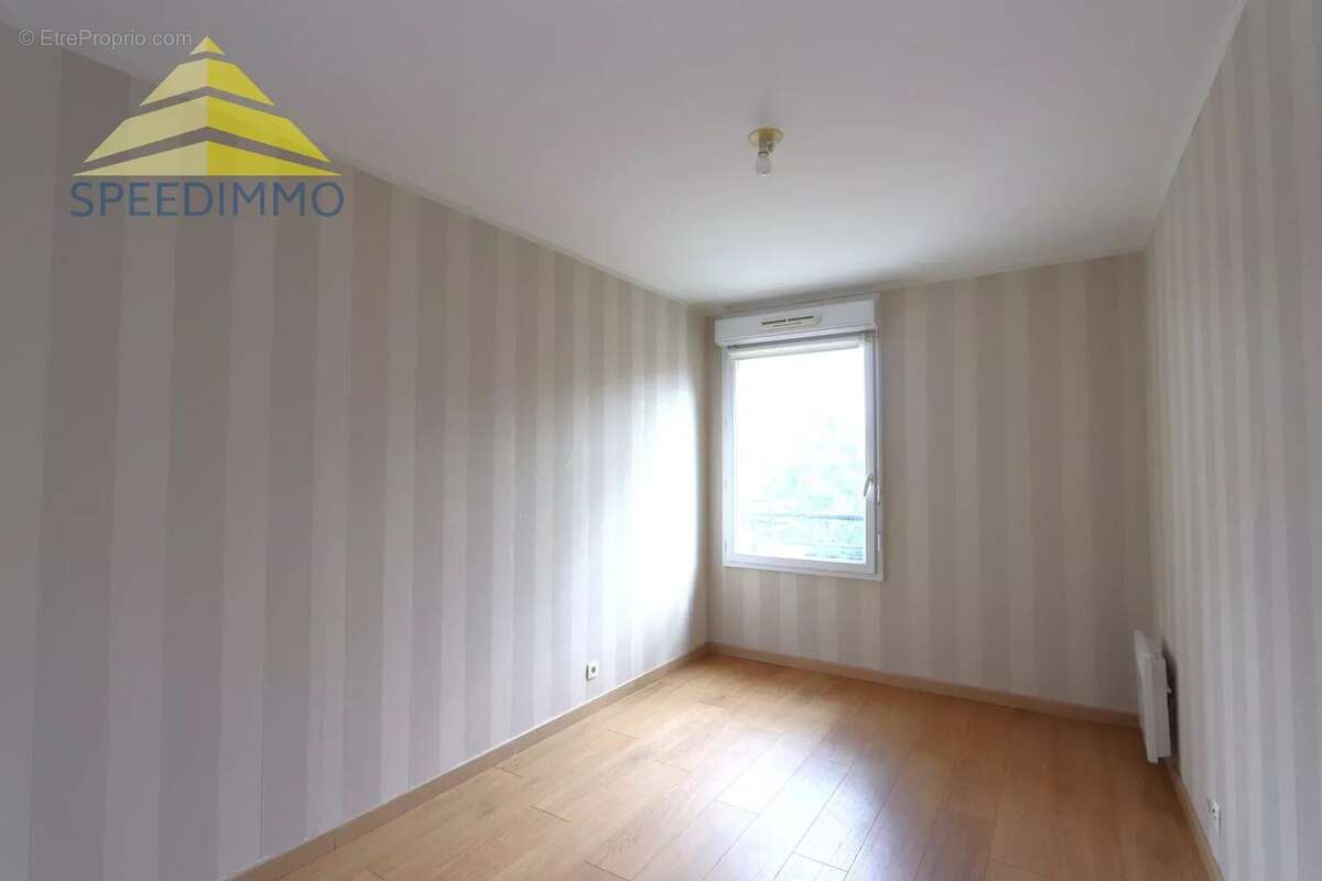 Appartement à QUINCY-SOUS-SENART