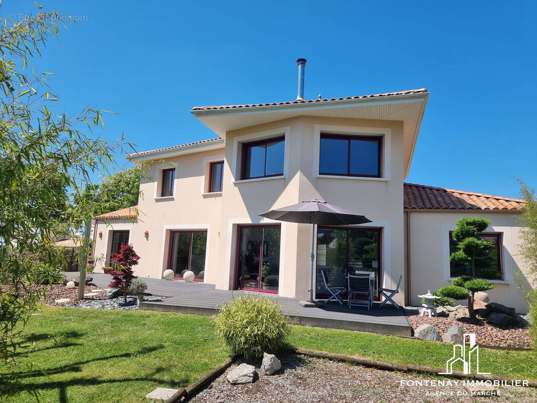 Maison à L'ORBRIE