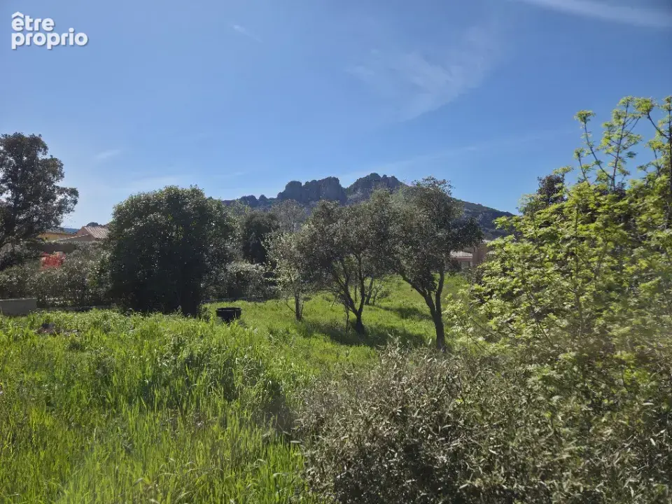 Terrain 662 m² à vendre à Roquebrune-Sur-Argens (83520) - photo 3