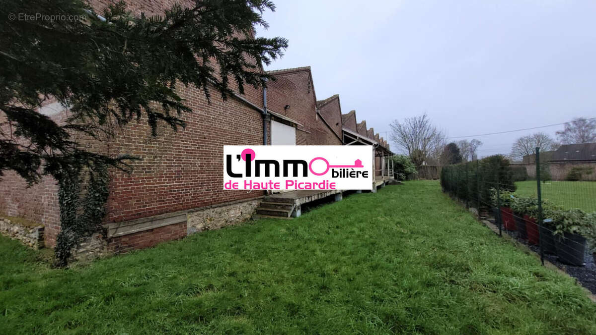 Commerce à ROSIERES-EN-SANTERRE