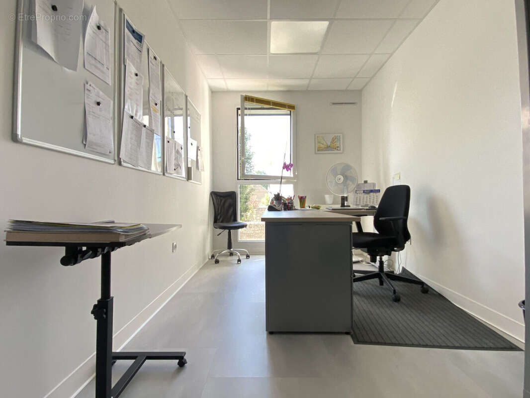 Photo 4 - Commerce à AMIENS