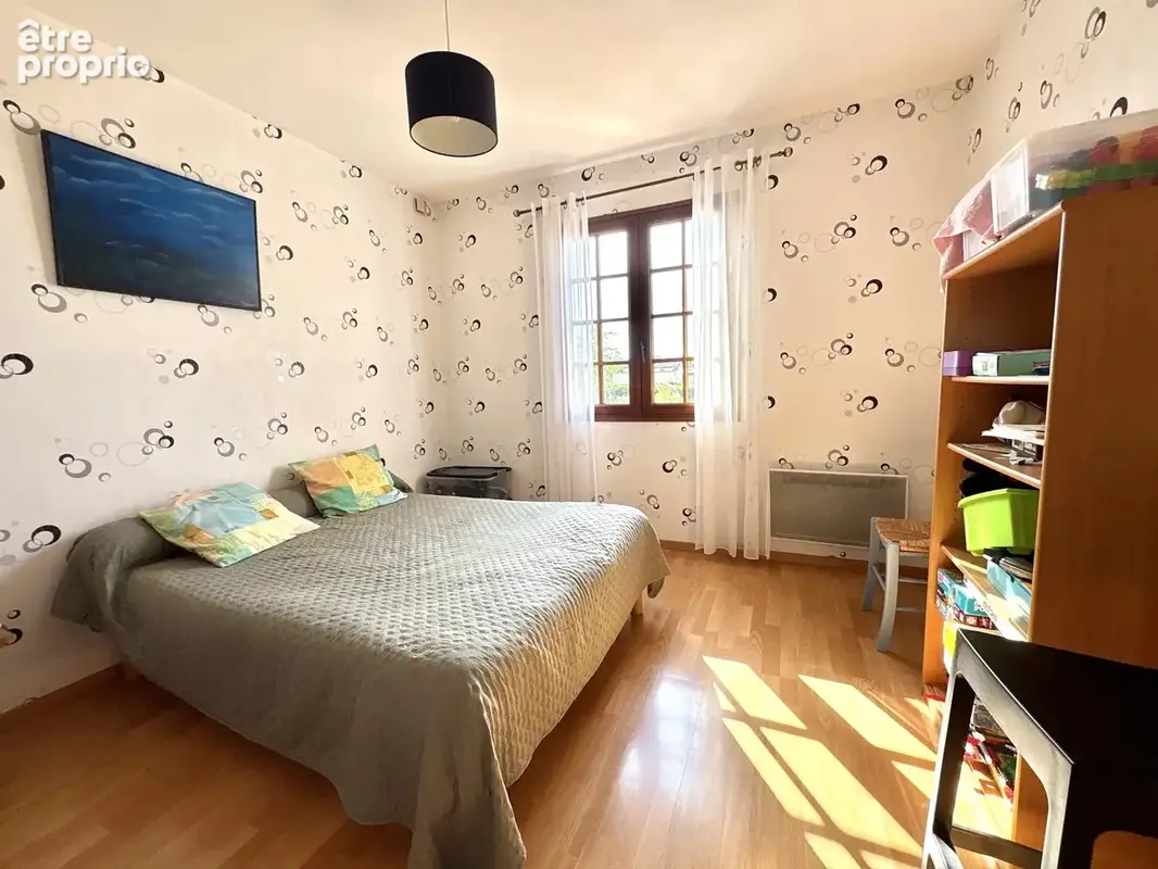 La salvetat saint-gilles - maison t6/7 - photo 8