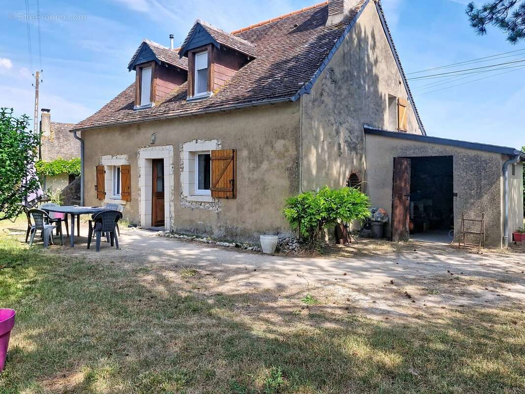 Maison 65 m² à Chateau-La-Valliere  - photo 2