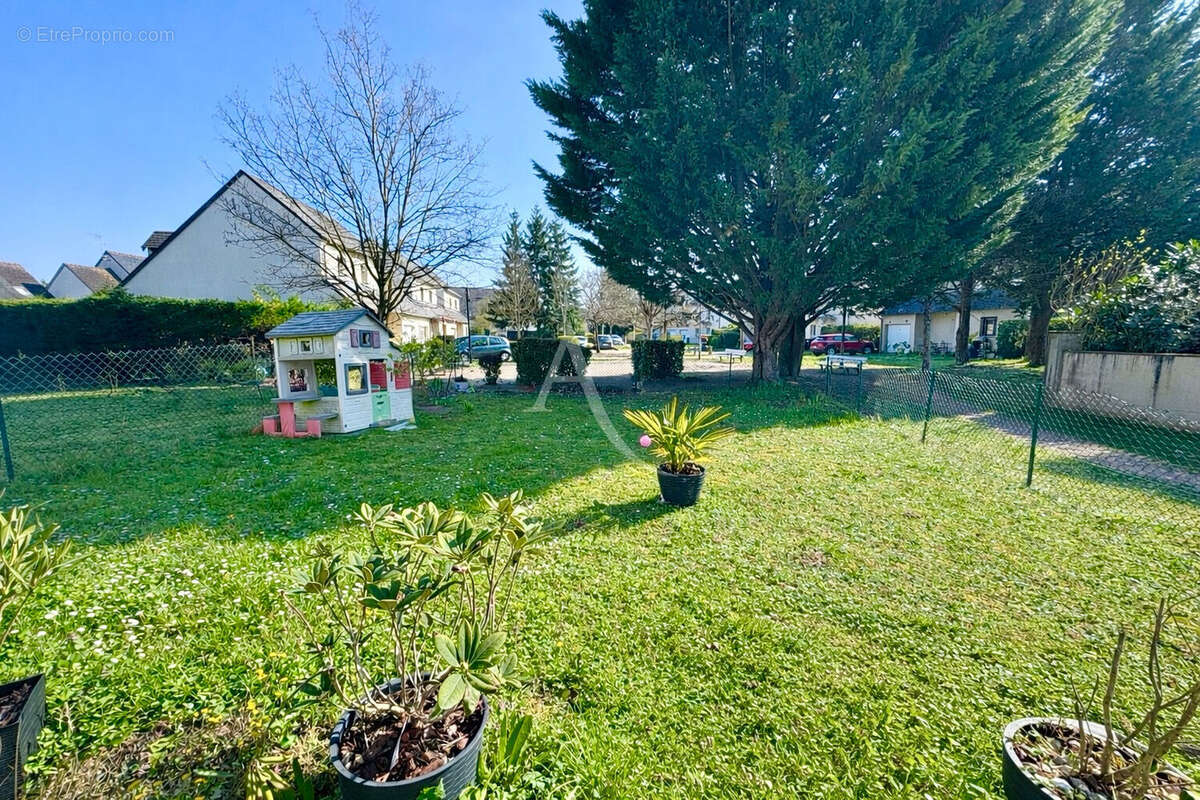 Maison à VERNOU-SUR-BRENNE