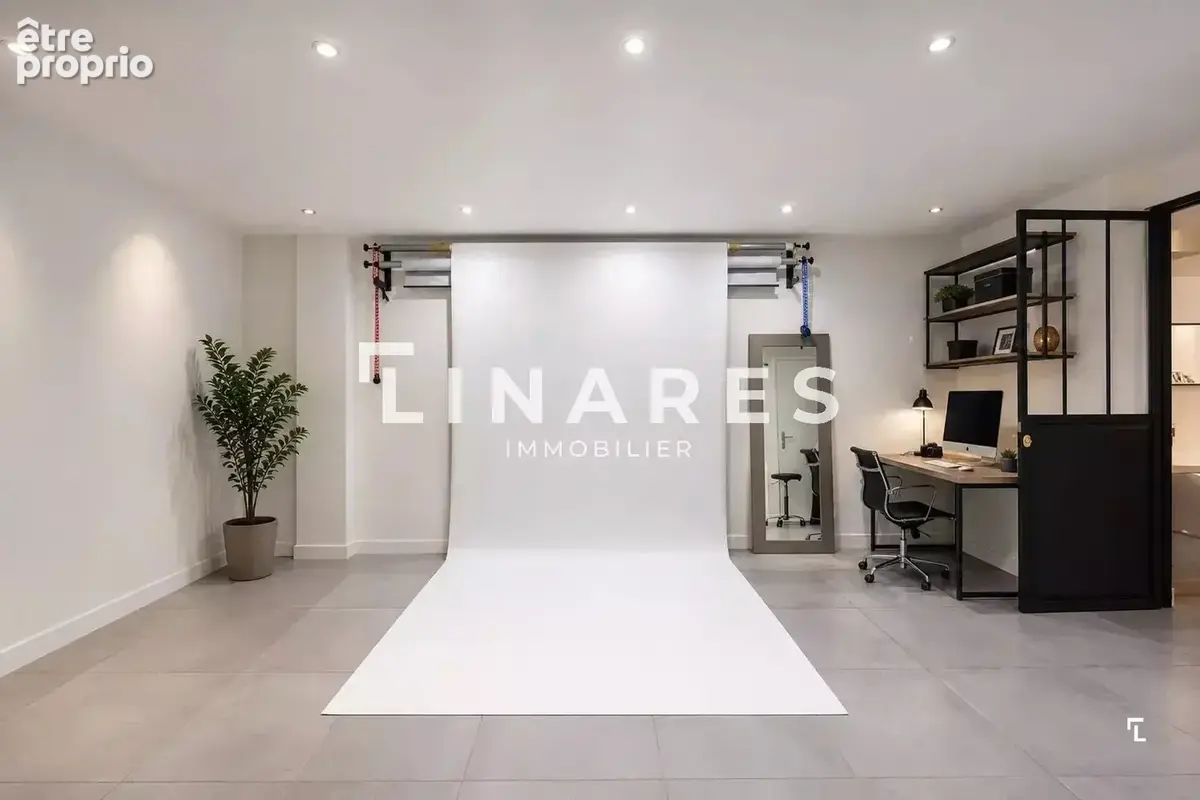 LE STUDIO – Local commercial de 110 m² – 13008 Marseille - photo 4