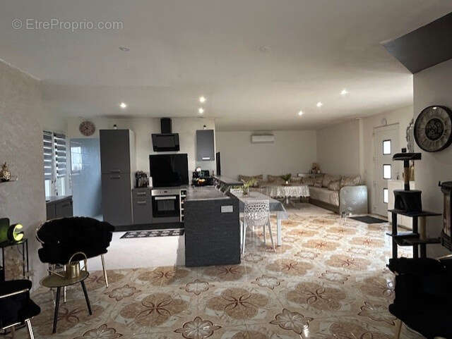 Maison à SAINTE-BAZEILLE