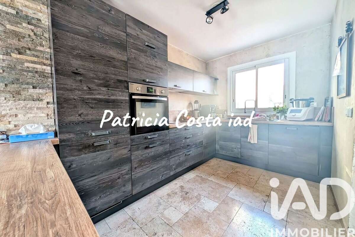 Photo 8 - Maison à ROQUEBRUNE-SUR-ARGENS