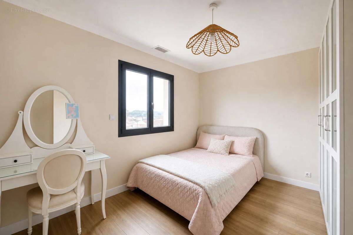 Charmante maison contemporaine à Poulx - photo 12
