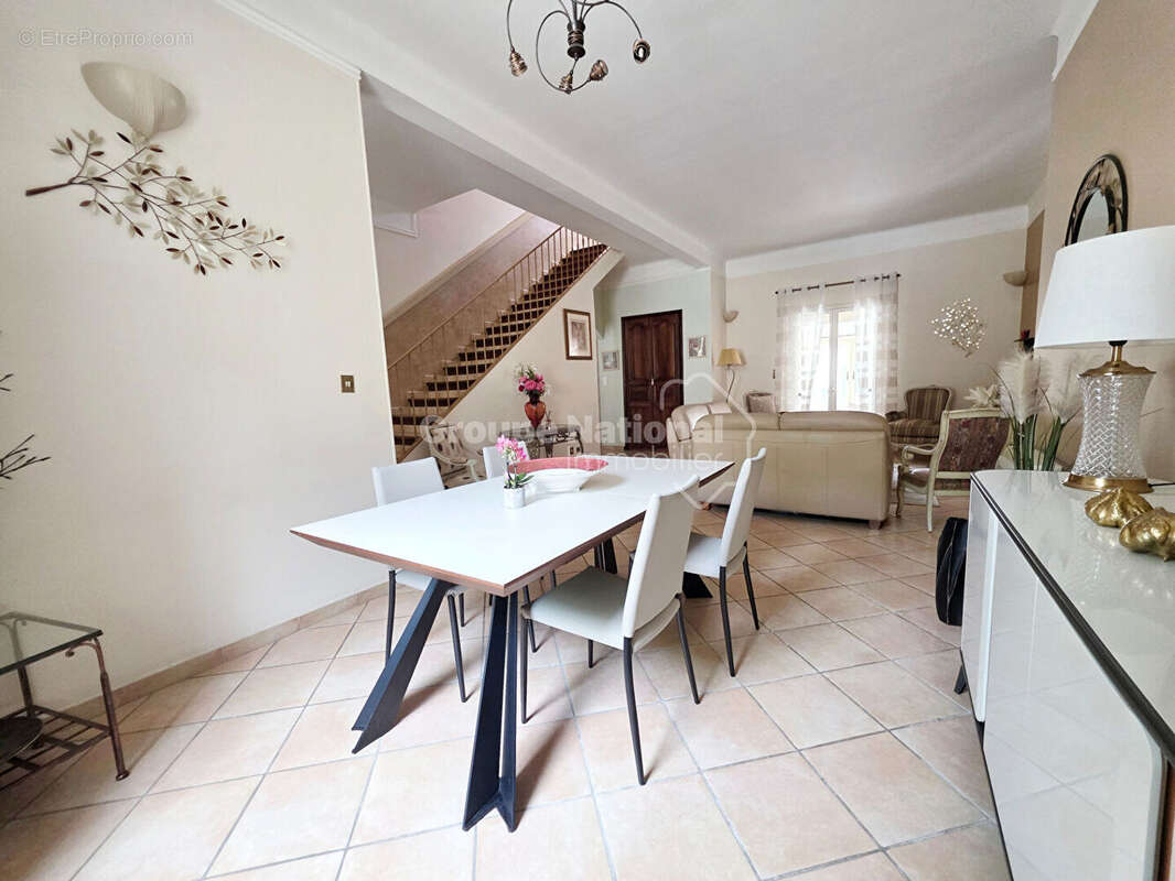 Maison à MIRAMAS