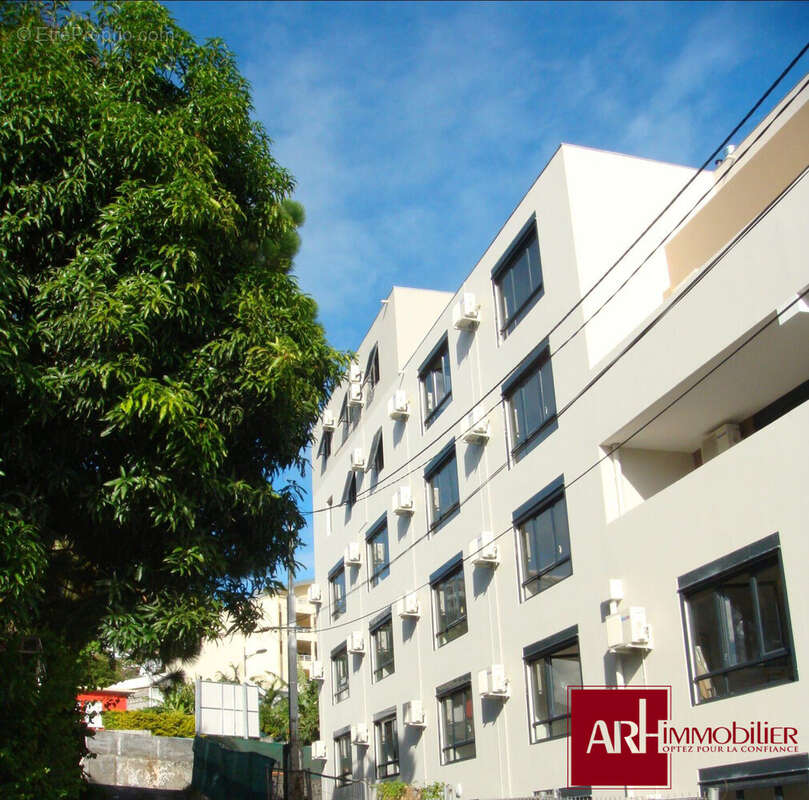 Appartement à SAINT-DENIS