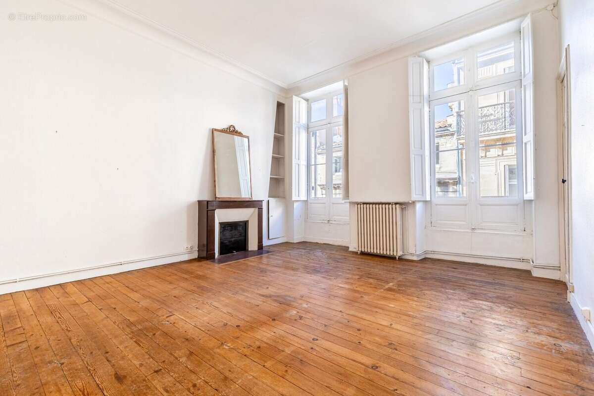 Appartement à BORDEAUX