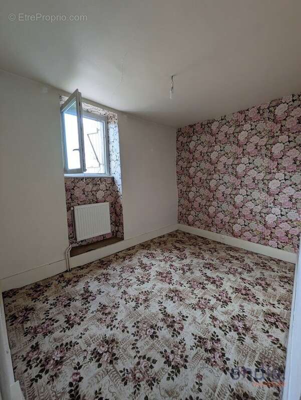 Maison à BUCEY-LES-GY