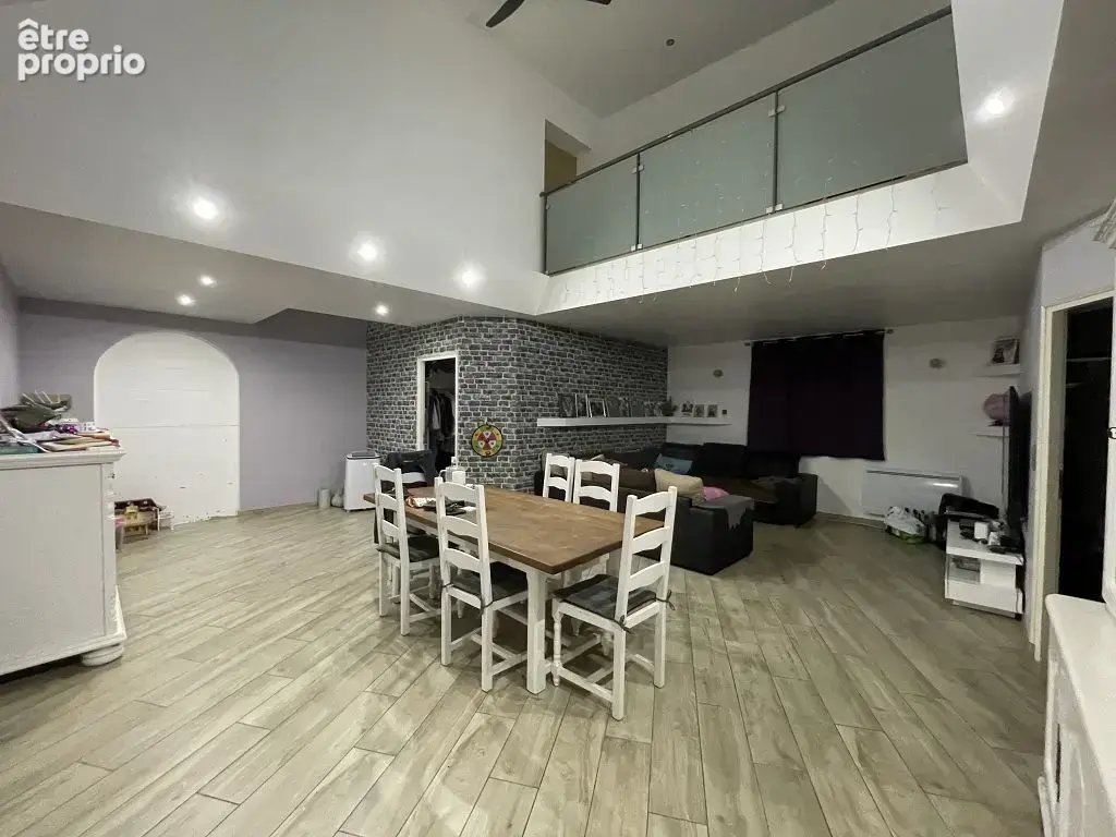 Maison - 153m ² - photo 2