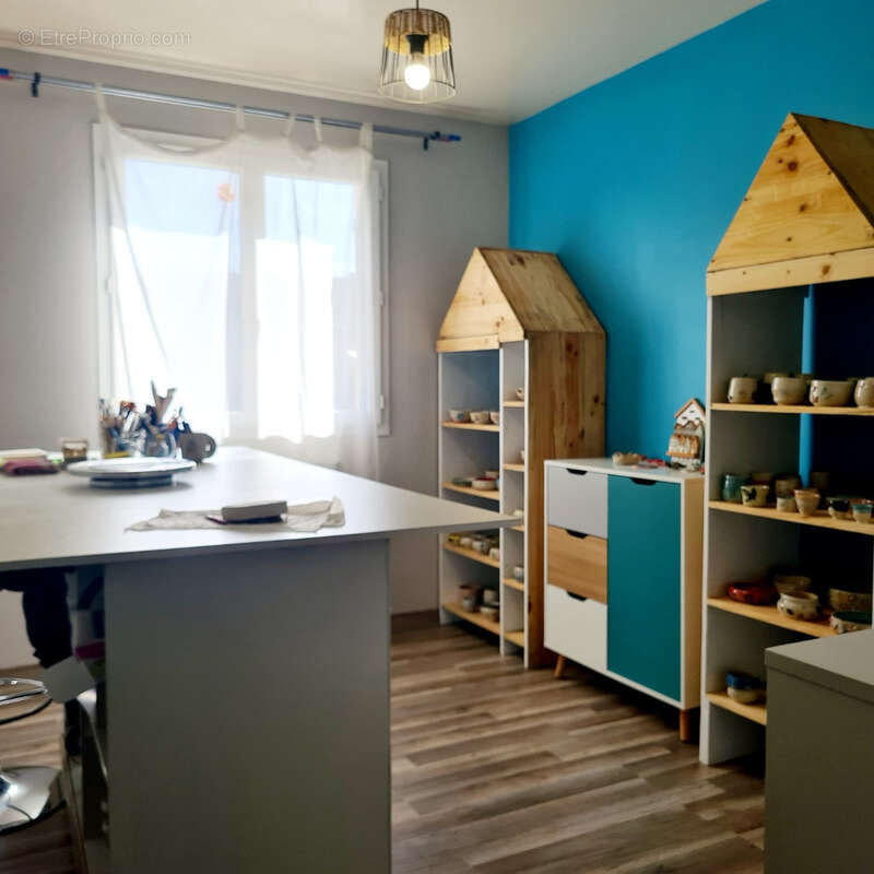 Maison à SAINT-SEURIN-SUR-L&#039;ISLE