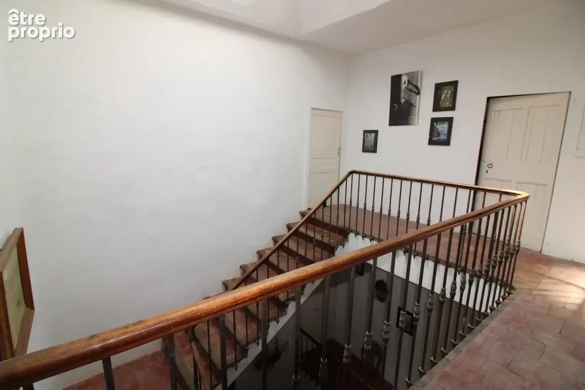 Maison de maitre 464 m2 + 150 m2 caves et garage.. - photo 59