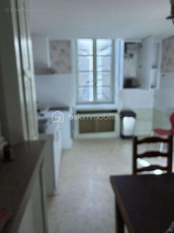 Appartement à RENAISON