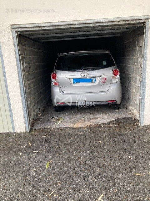 Parking à PAU