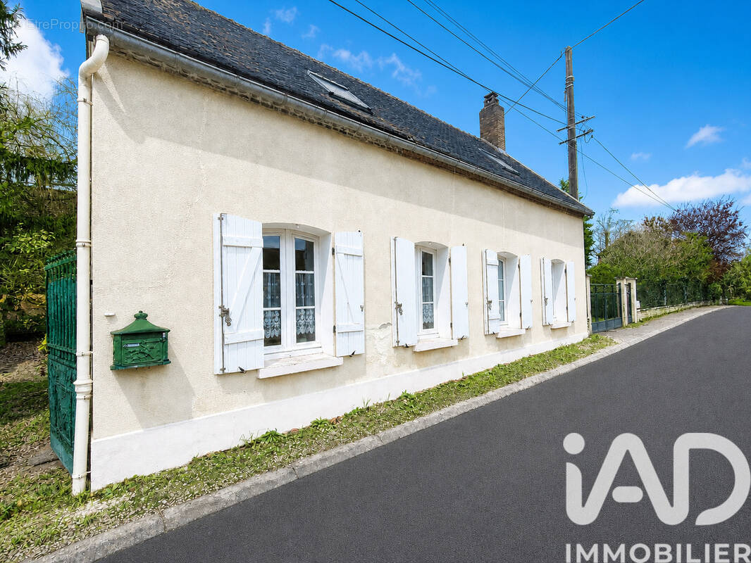 Photo 1 - Maison à COURGENAY