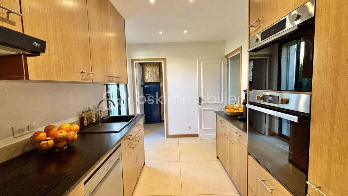 Appartement à VILLENEUVE-LOUBET