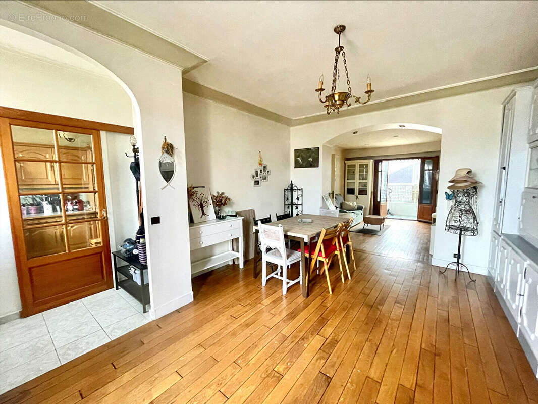 Maison à LIVRY-GARGAN