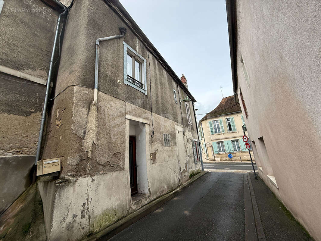 Appartement à COSNE-COURS-SUR-LOIRE