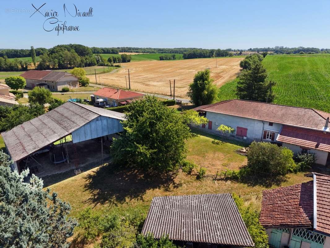 Maison à vendre 4 pièces proche de MONTREVEL EN BRESSE (01) - photo 2