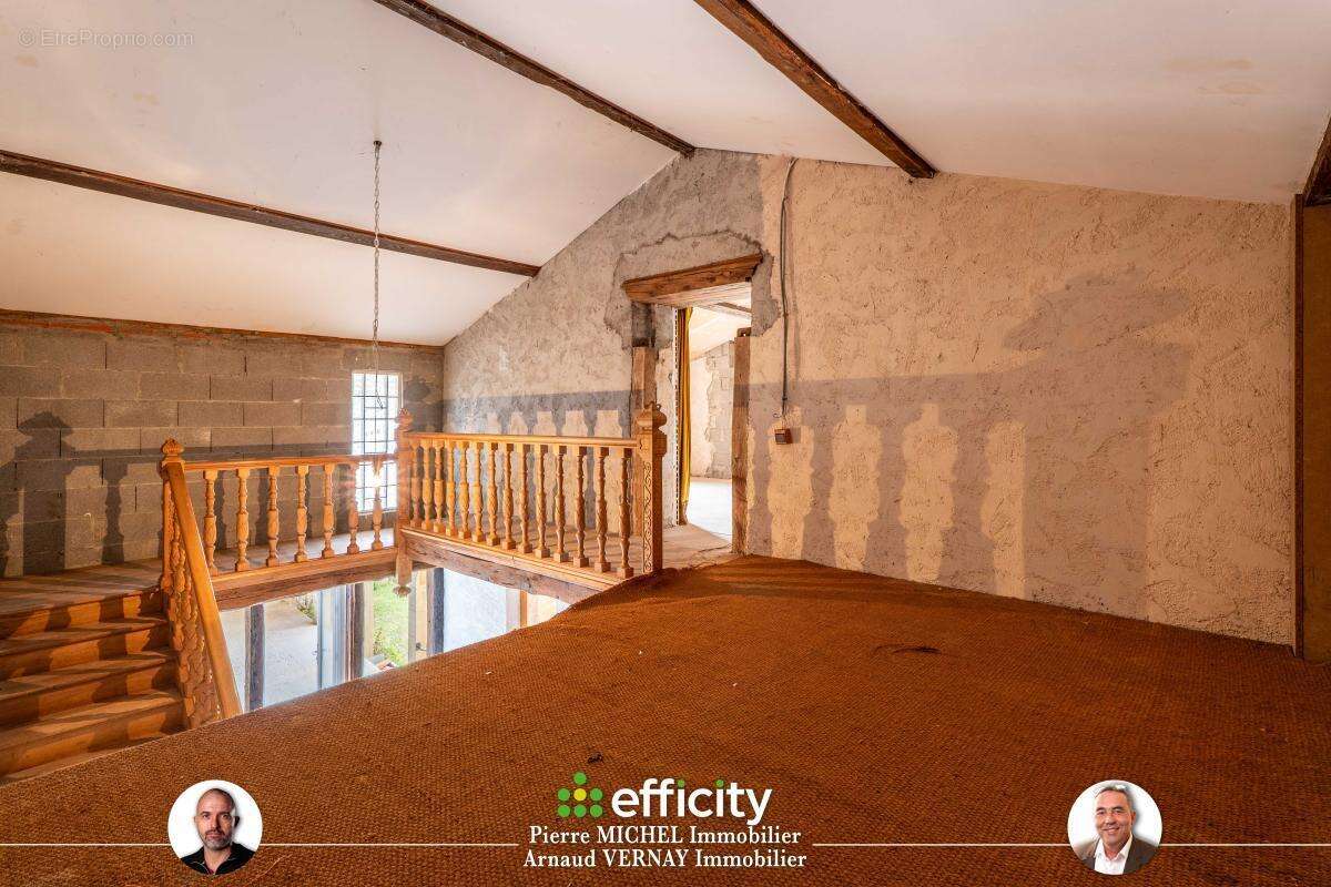 Maison 242 m² à Montrottier  - photo 13