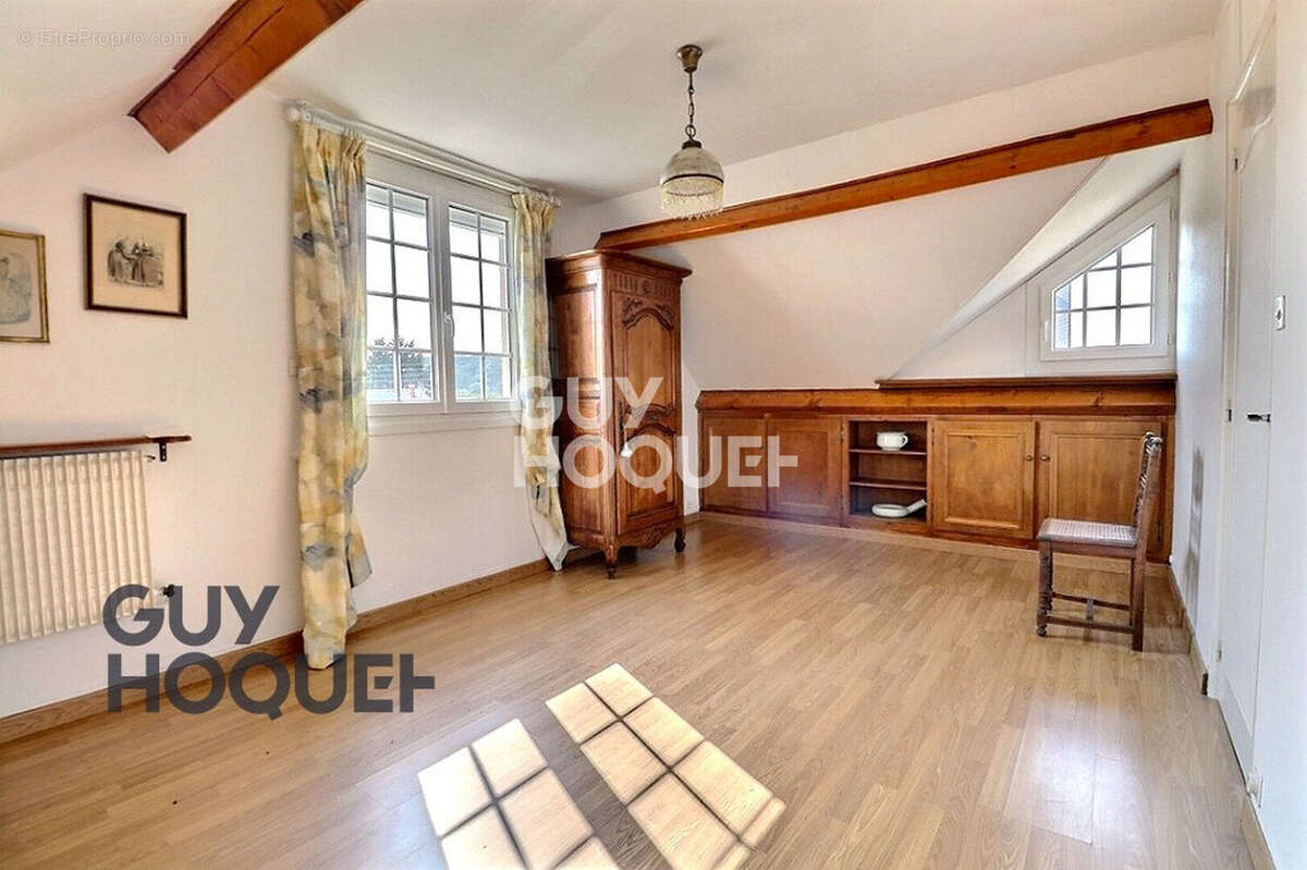 Maison de 150 m2 à Beaumont le Roger - photo 9