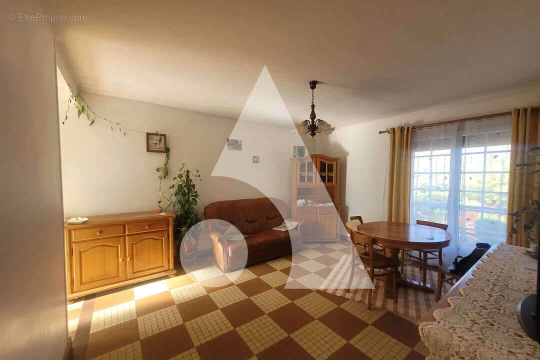 Maison à BELLOY-EN-FRANCE