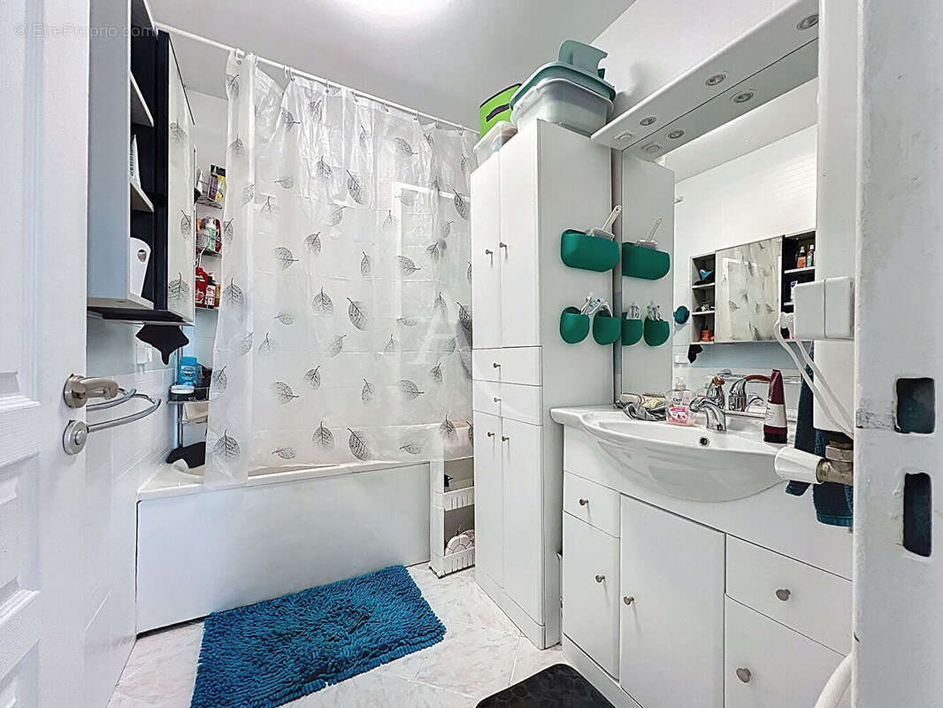 Appartement à PARIS-12E