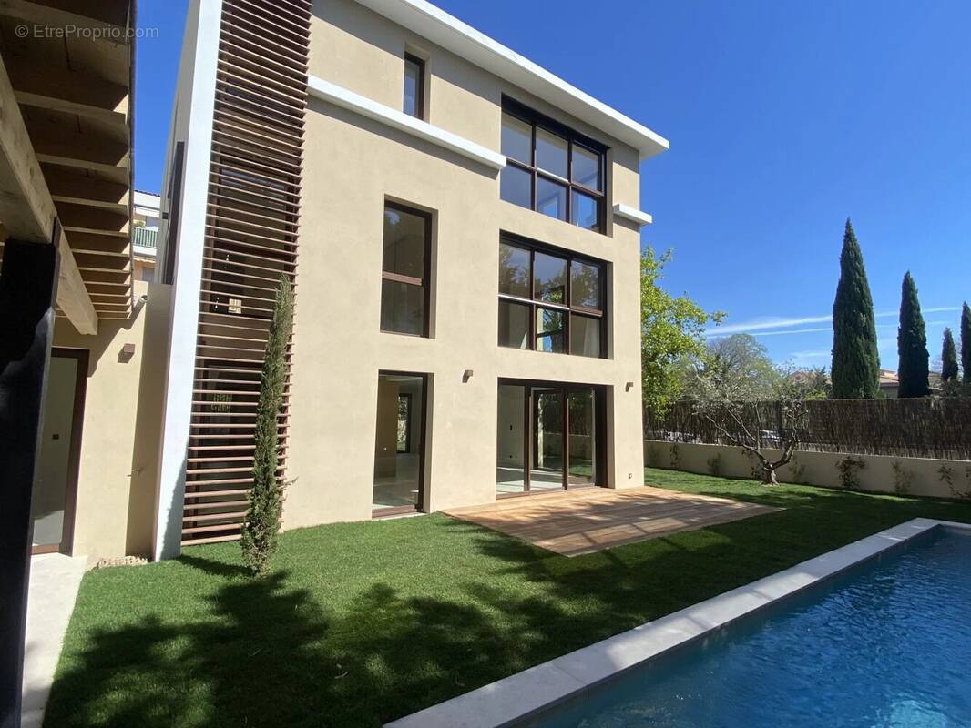 Maison à AIX-EN-PROVENCE