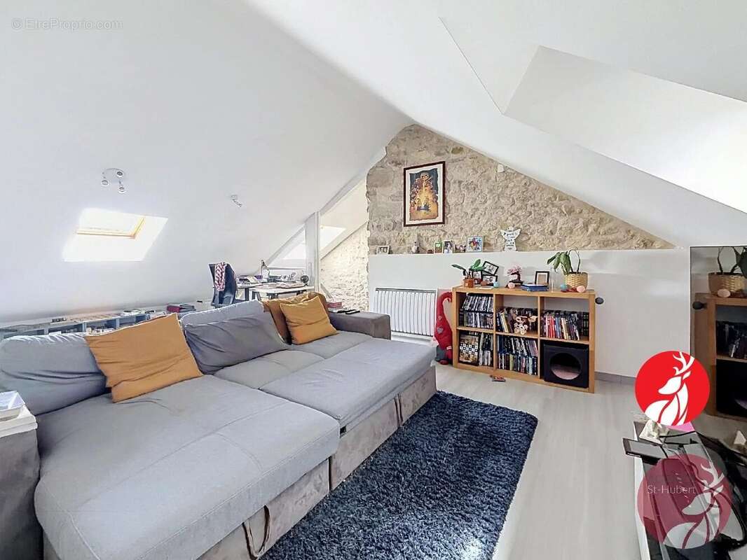 Maison à URY