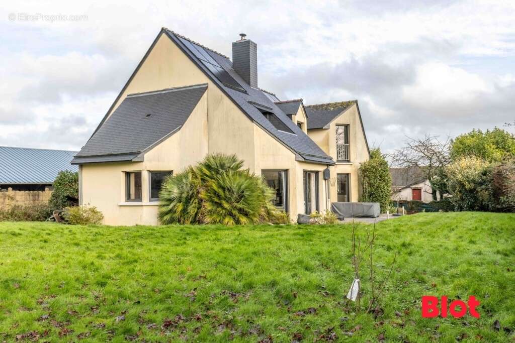 Maison à PLEUMELEUC