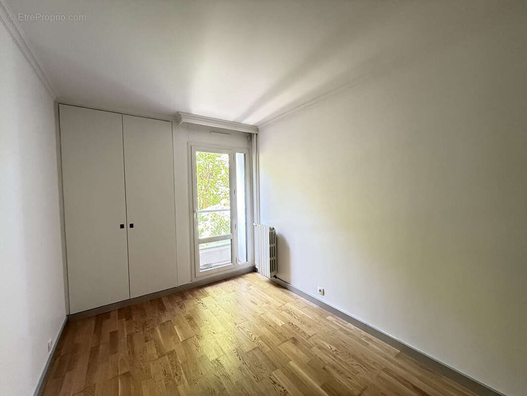 Appartement à JOUY-EN-JOSAS