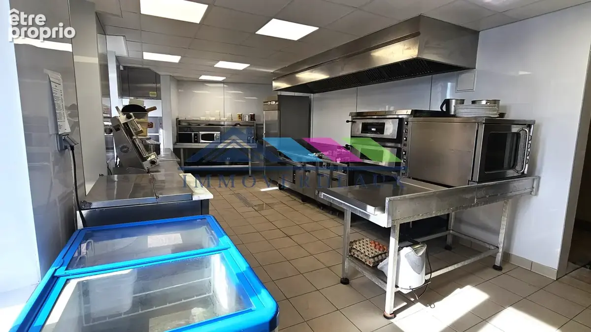 FONDS de COMMERCE RESTAURATION avec appartement F4 en location - photo 5