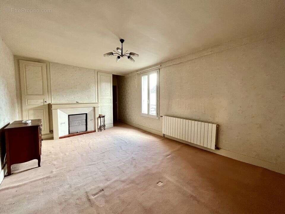 Maison à DONNEMARIE-DONTILLY