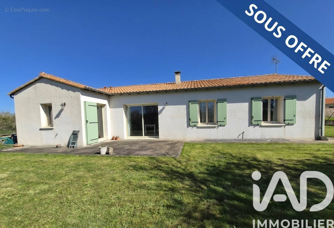 Photo 1 - Maison à PERIGNE