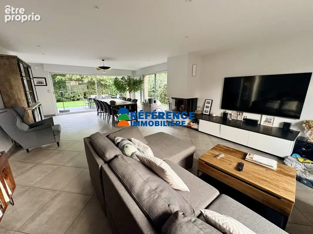 Photo Maison à Perenchies au prix de 680 000€
