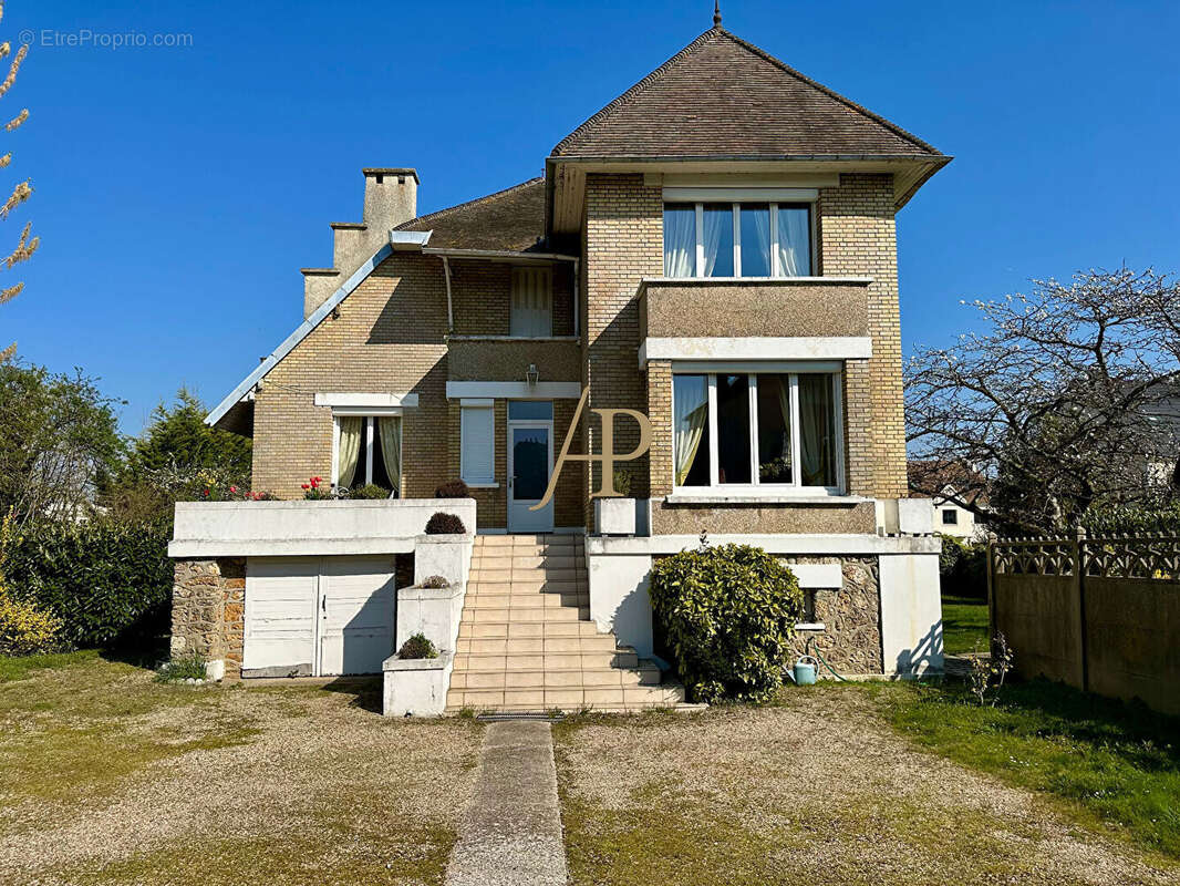 Maison à POISSY