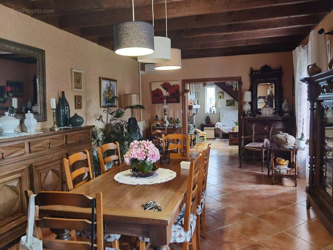 Maison à BEAUMONT-DE-LOMAGNE