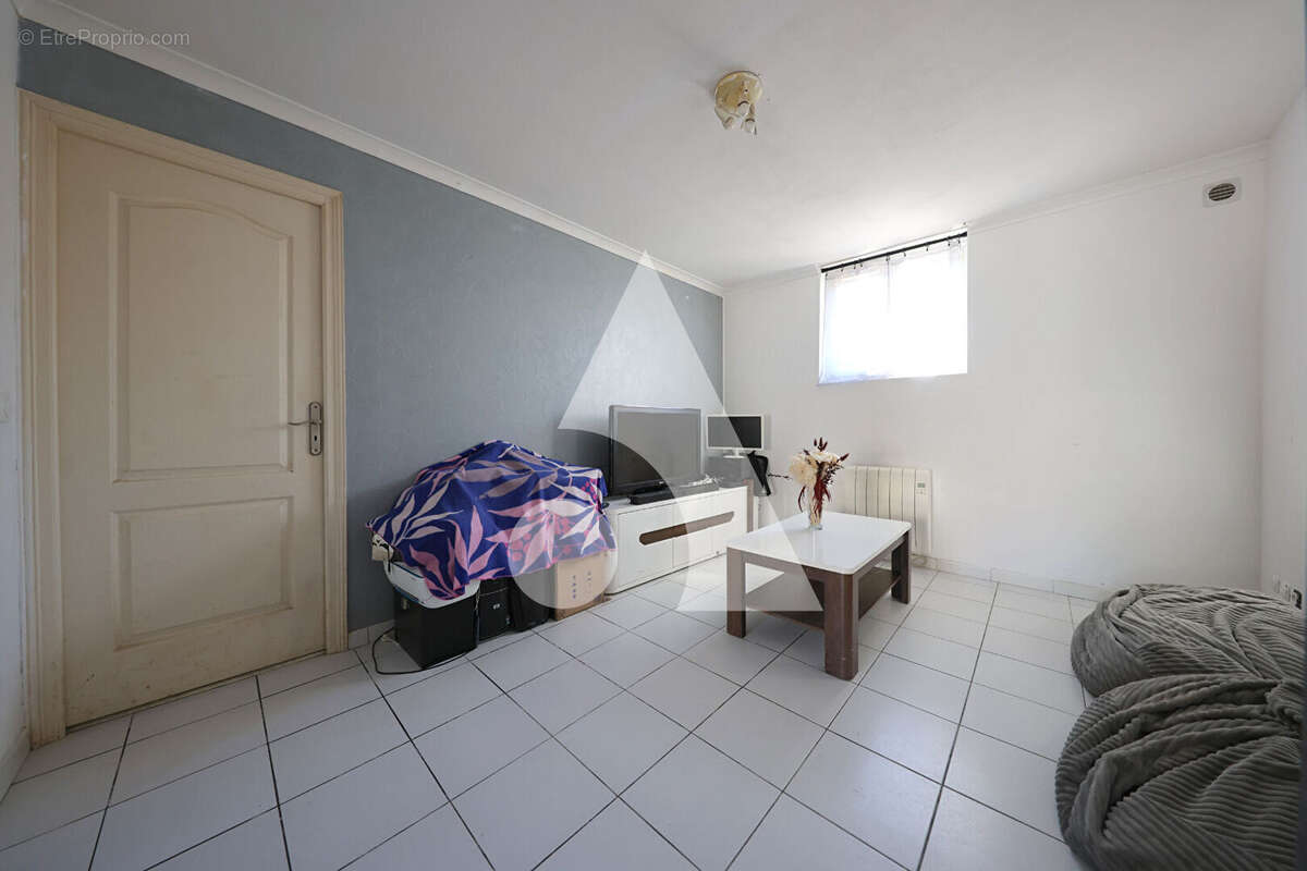 Appartement à CORBEIL-ESSONNES