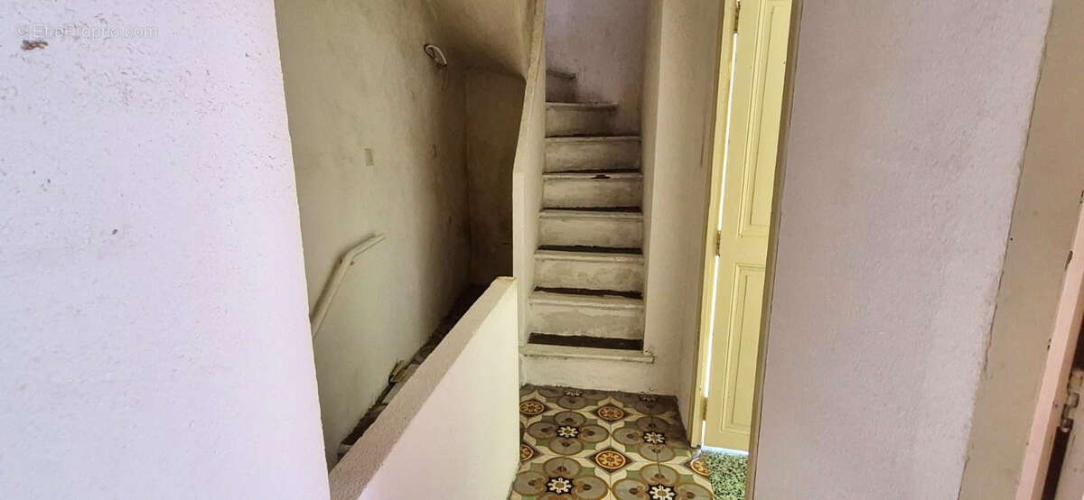Maison à BESSAN
