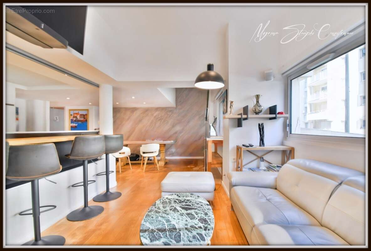 Appartement à vendre 4 pièces BIARRITZ (64) de 104,11 m² à la grande plage - photo 2