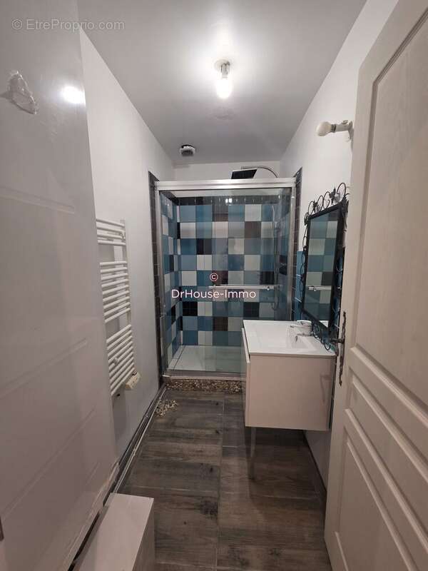 Appartement à MARSEILLE-2E