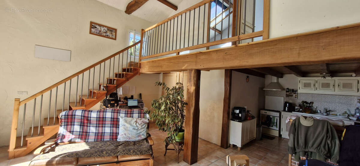 Maison à SAINT-DIZANT-DU-GUA