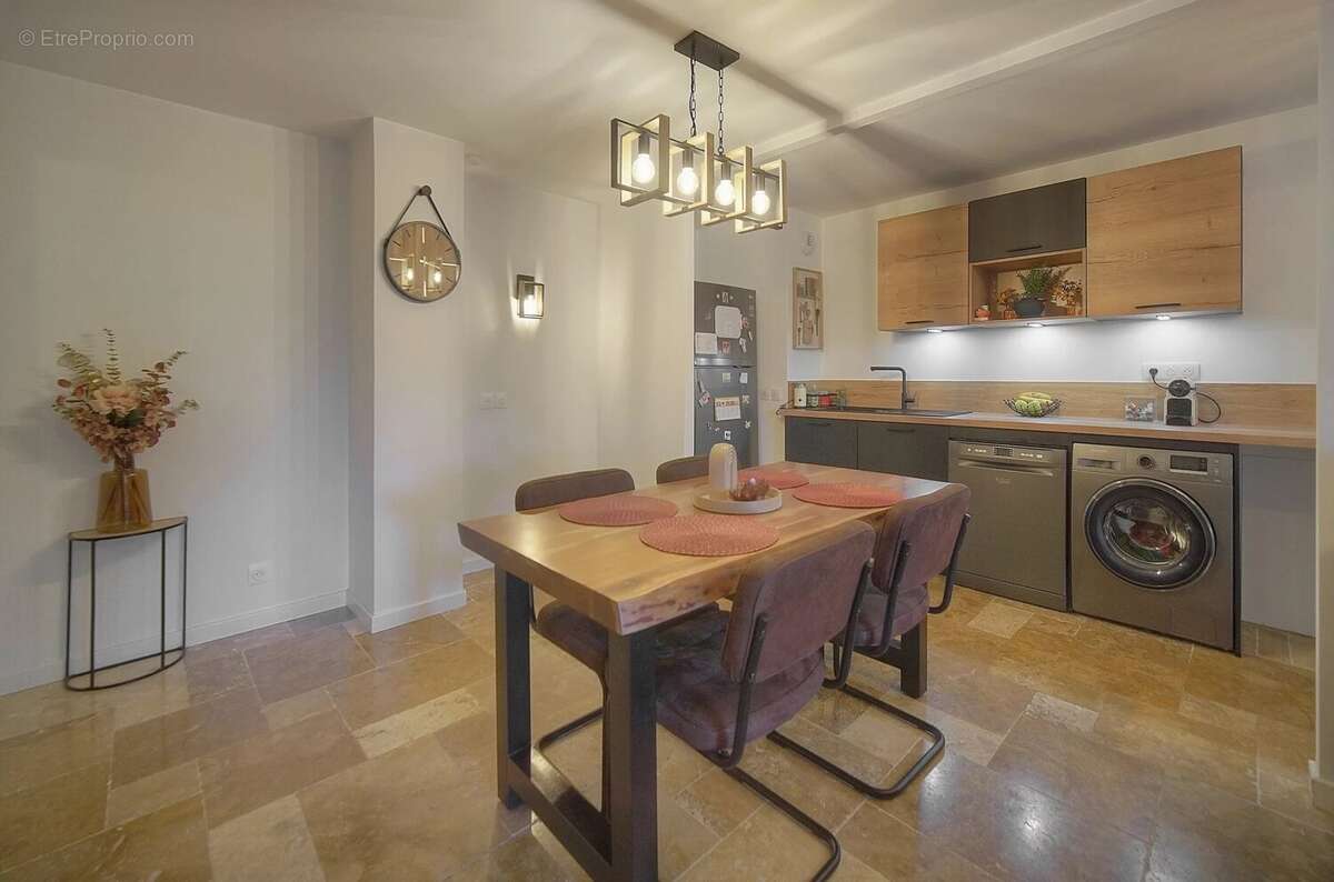 Appartement à LE CANNET