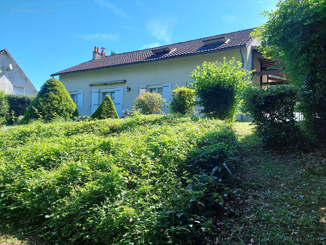Maison à CHATELLERAULT